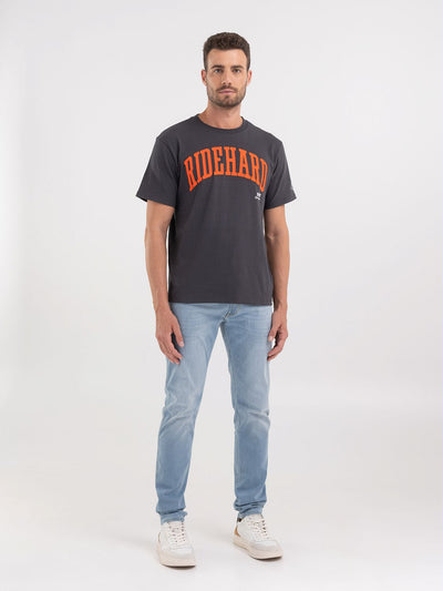 REPLAY T-SHIRT WITH DISTRESSED EFFECT AND RIDER PRINT
