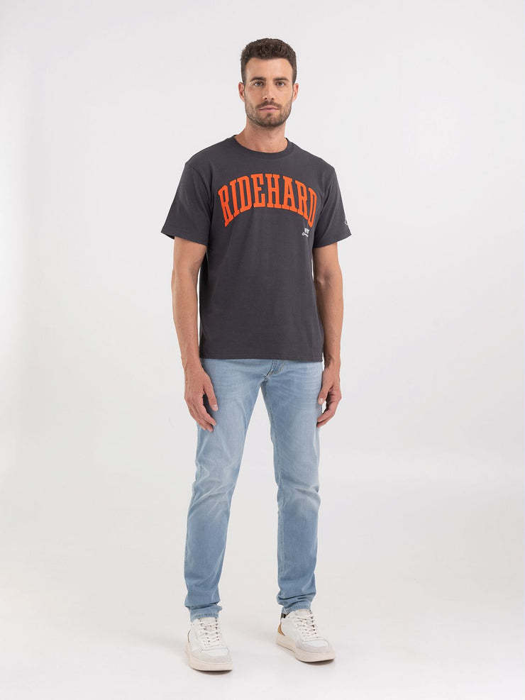 REPLAY T-SHIRT WITH DISTRESSED EFFECT AND RIDER PRINT